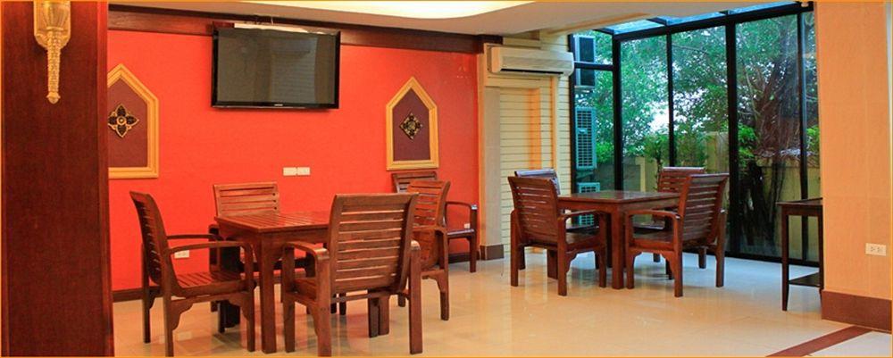 Oyo 389 Sira Boutique Residence Phuket Bagian luar foto