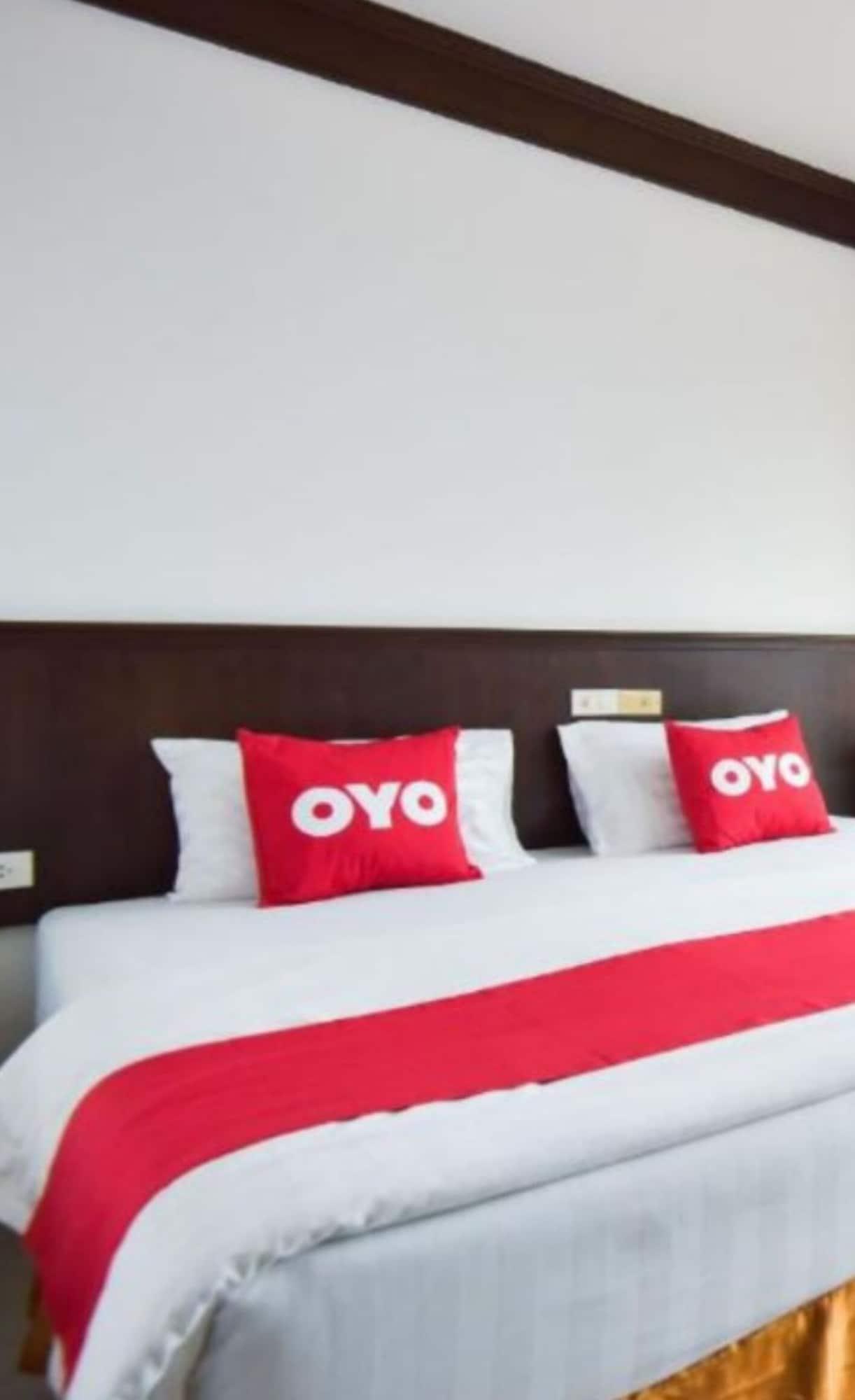 Oyo 389 Sira Boutique Residence Phuket Bagian luar foto