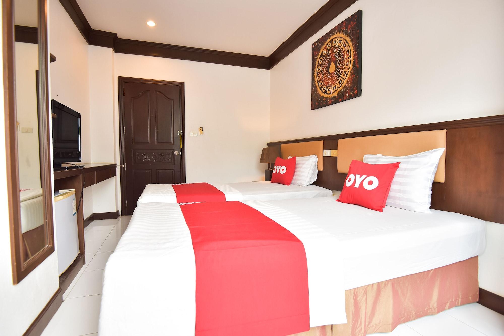 Oyo 389 Sira Boutique Residence Phuket Bagian luar foto