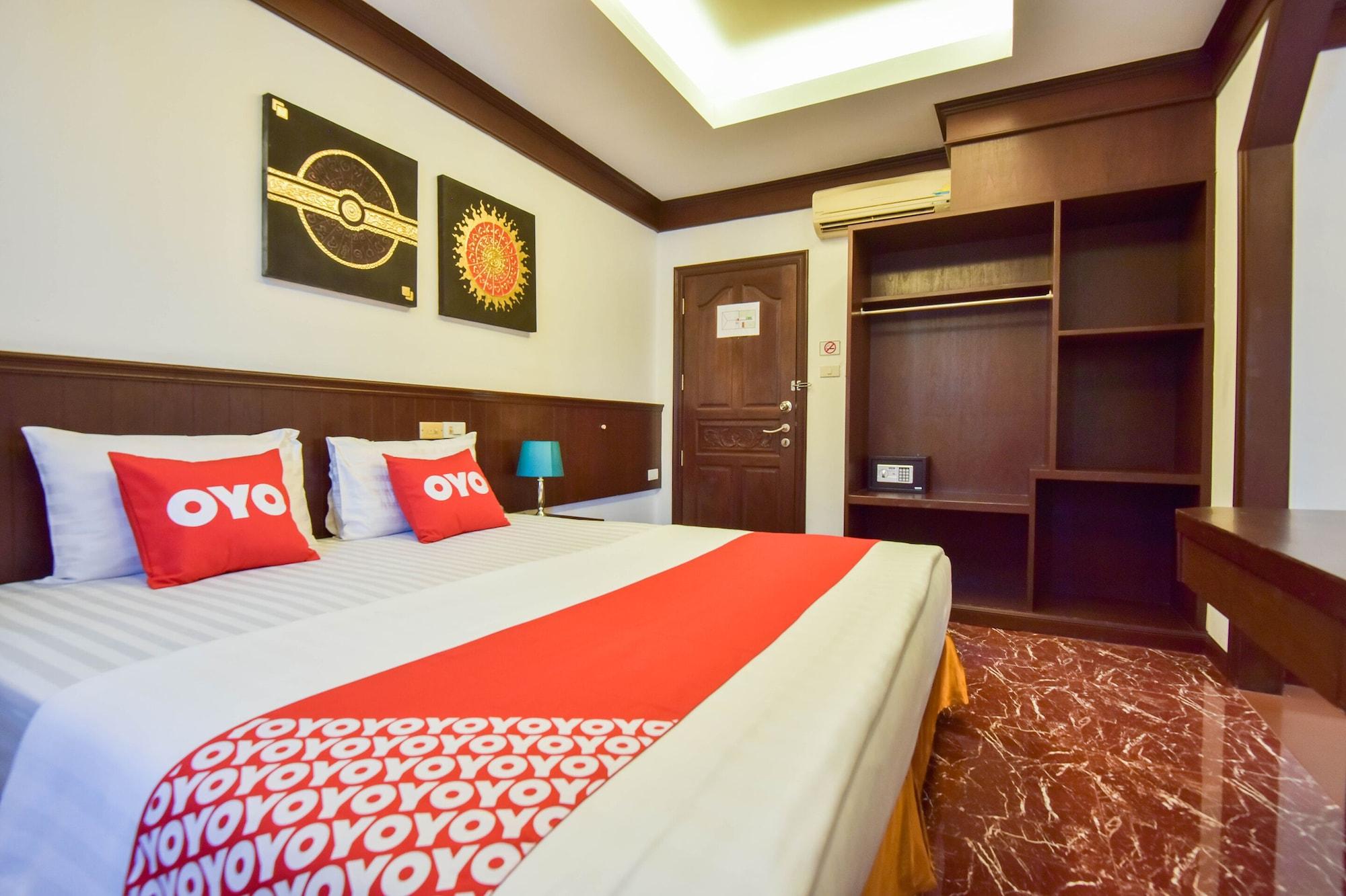 Oyo 389 Sira Boutique Residence Phuket Bagian luar foto