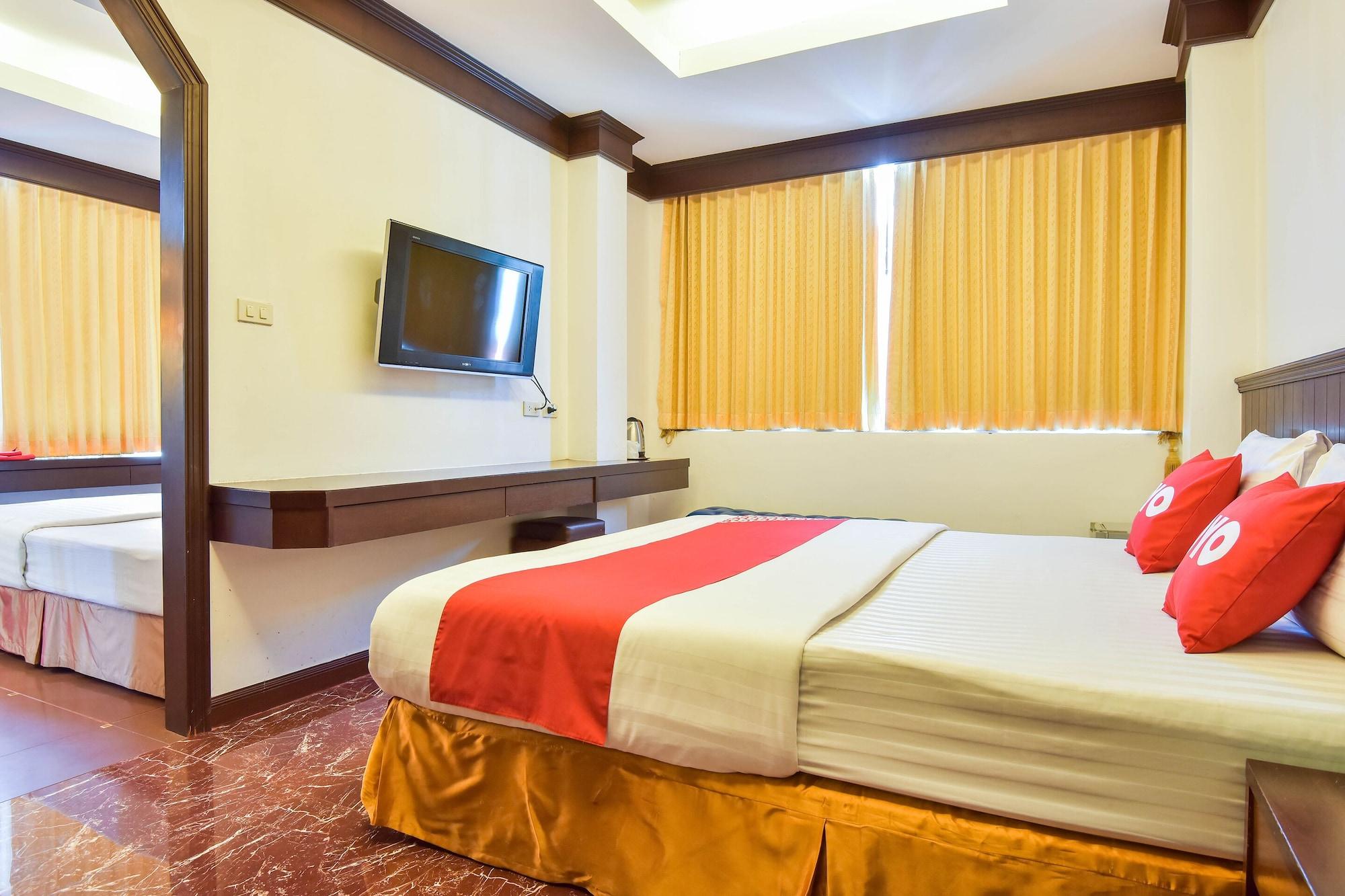 Oyo 389 Sira Boutique Residence Phuket Bagian luar foto