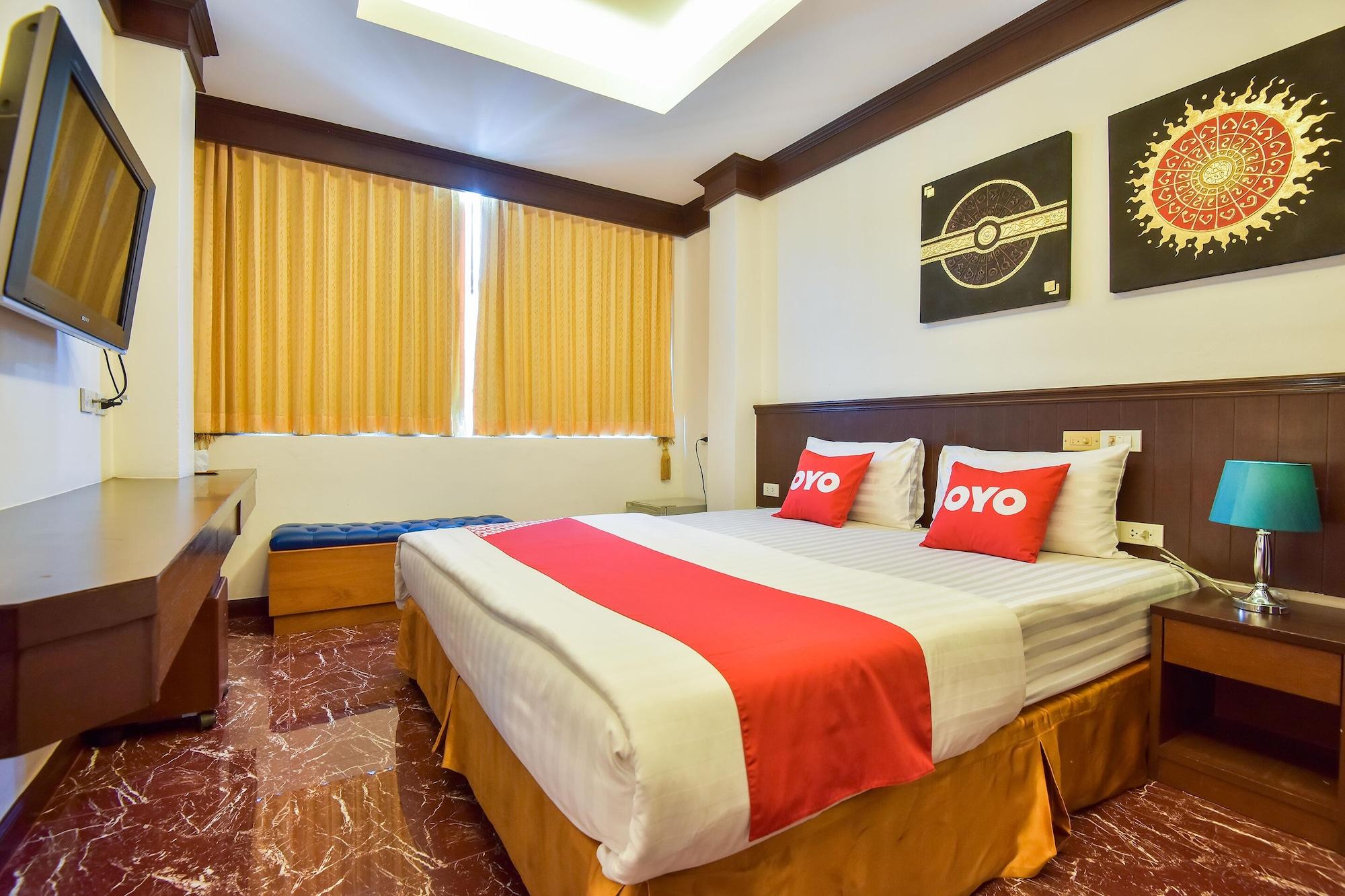 Oyo 389 Sira Boutique Residence Phuket Bagian luar foto