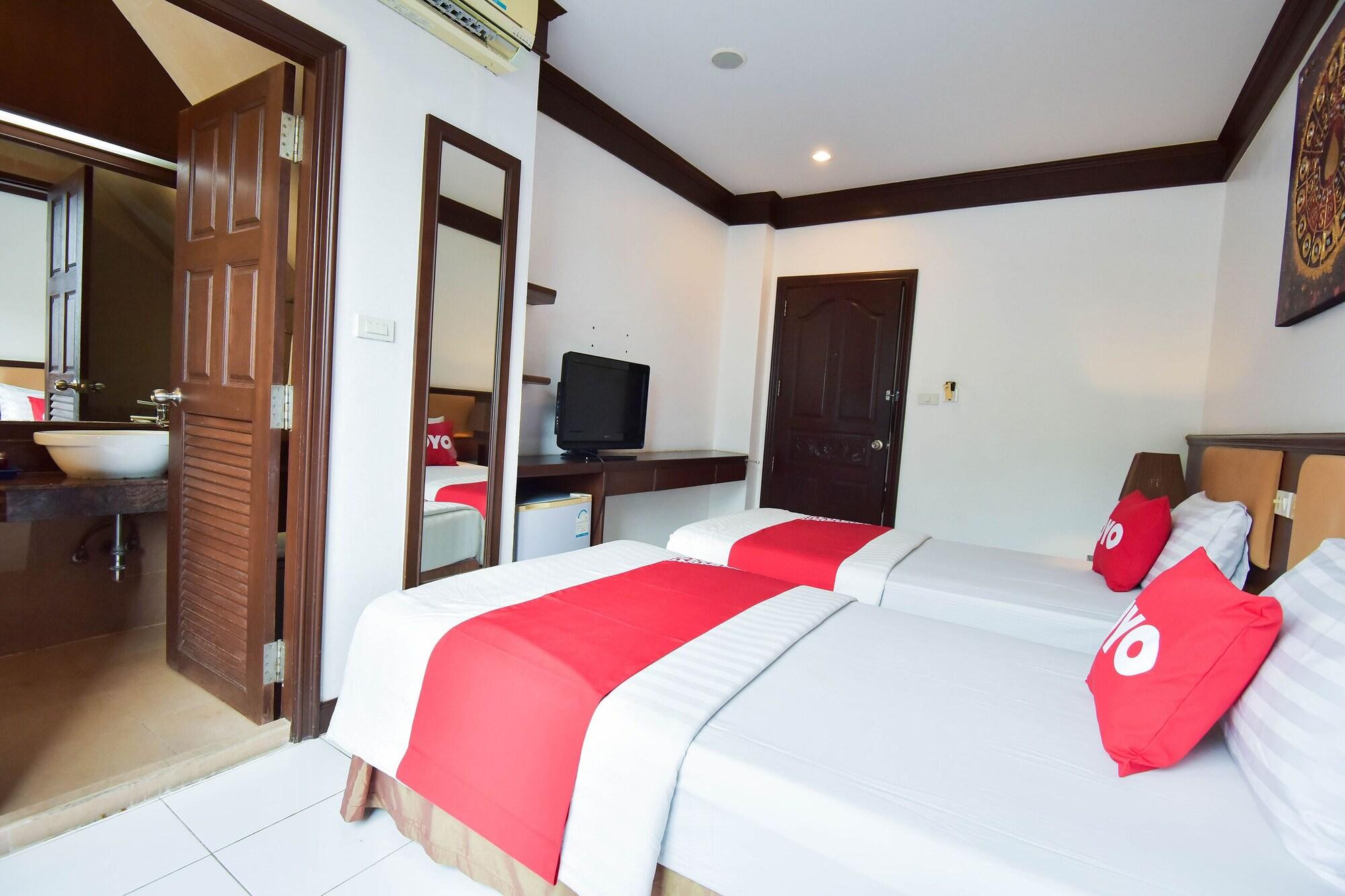 Oyo 389 Sira Boutique Residence Phuket Bagian luar foto