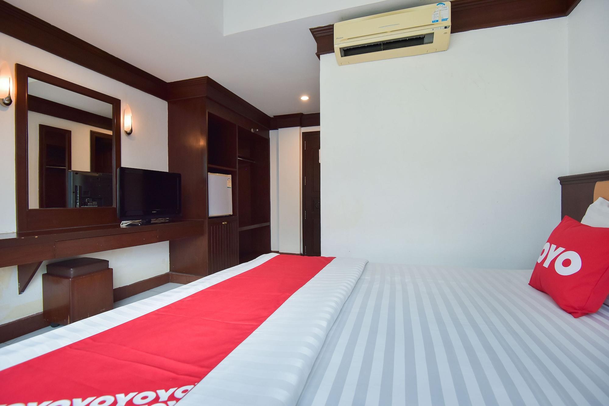 Oyo 389 Sira Boutique Residence Phuket Bagian luar foto